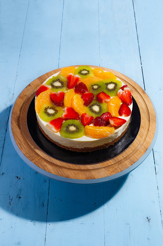 Lemon Mousse Tart with fruits