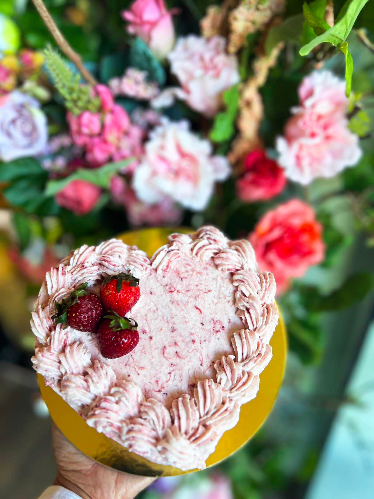 Ruby Pink Heart Cake – Solita's Bakehouse